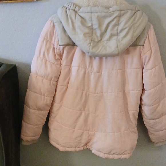 Eddie Bauer Light Pink and Gray Kids Puffer Jacket - Picture 5 of 5